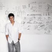 Alejandro Aravena wins the 2016 Pritzker Prize