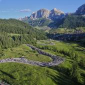Panariagroup, Gold Sponsor of the Dles Dolomites-Enel Marathon